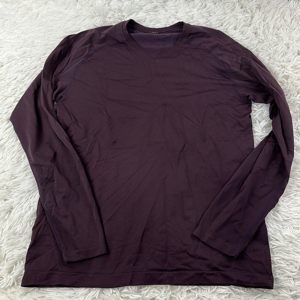 Lululemon Men's Long Sleeve Vent Shirt